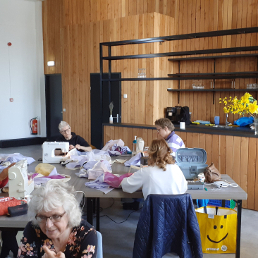 samen klamboes naaien